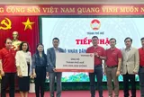 Vietlott ủng hộ 5 tỉnh, thành phố miền trung khắc phục hậu quả lũ lụt