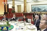Nữ doanh nhân ngồi giữa Tim Cook và Elon Musk tại quốc yến: Từ nữ công nhân đến "bà trùm" nắm giữ yết hầu chuỗi cung ứng Apple, Tesla; sở hữu 1 nhà máy quan trọng tại Việt Nam