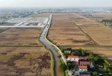 Bỏ cọc hàng loạt sau 'sốt' đấu giá đất vùng quê