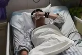 Người đàn ông 43 tuổi tử vong sau khi bị đau lưng, bác sĩ cảnh báo "chớ ăn 4 món này"
