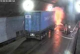 Tín hiệu báo động vang lên tại hầm đường bộ dài nhất Đông Nam Á và cuộc giải cứu container bốc cháy thần tốc