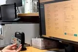 Ở lại nhà người thân, bạn bè qua đêm phải khai báo lưu trú, ai sẽ khai báo?