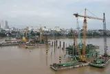 Ba đại công trường vượt sông Hồng tăng tốc