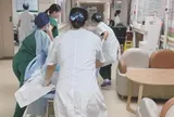 Sinh xong bé gái, người phụ nữ mới biết vẫn còn em bé trong bụng