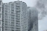 Lực lượng chữa cháy tại chỗ dập tắt ngay đám cháy tại chung cư 90 Nguyễn Tuân