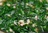 Loại rau quen thuộc giàu vitamin C hơn cả cam, ở chợ Việt vừa nhiều vừa rẻ