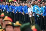 Bí thư Lâm Đồng gửi thư khen người chở 4.000 cành cúc trắng xuống TP.HCM tiễn các liệt sĩ