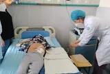 Bé trai 8 tuổi nhập viện nguy kịch vì thường xuyên được bố mẹ cho uống thứ nước "nhà nào cũng có"