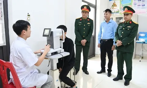 Trường hợp bị cận vẫn phải đi nghĩa vụ quân sự, không phải ai cũng biết