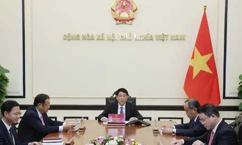 Chủ tịch nước Lương Cường điện đàm với tân Tổng thống Hàn Quốc