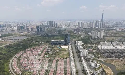 Kiến nghị tăng chiều cao và miễn giấy phép xây dựng đối với nhà ở riêng lẻ
