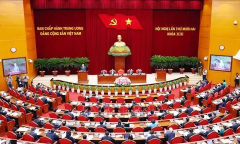 Khai mạc Hội nghị lần thứ mười hai Ban Chấp hành Trung ương Đảng khóa XIII