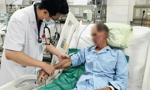 "Không ăn tiết canh, không tiêu thụ thịt sống, thịt chưa nấu chín"