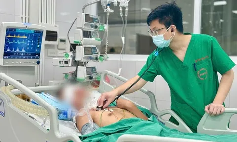 Nam sinh 17 tuổi mắc viêm não Nhật Bản, sống thực vật sau cơn sốt cao