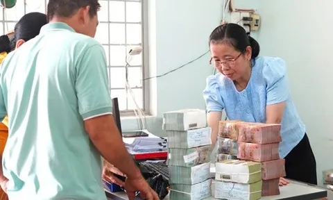 Người dân Tây Ninh tiếp tục nhận tiền bồi thường dự án cao tốc Tp.HCM – Mộc Bài