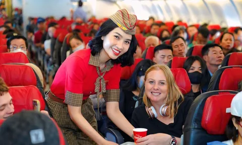 Vietjet: Doanh thu vượt kế hoạch, lợi nhuận tăng cao sau 6 tháng