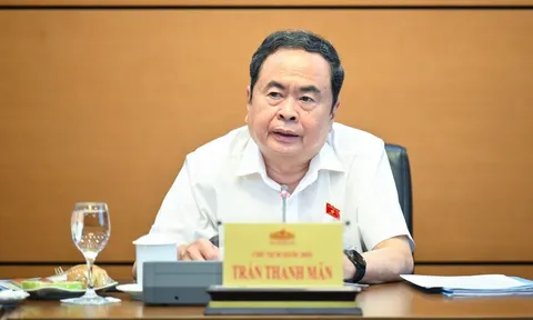 Chủ tịch Quốc hội yêu cầu "siết" tiến độ tài liệu kỳ họp thứ 10, khoá XV