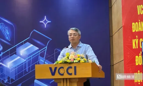 Đề xuất giảm nghĩa vụ cho người bán nhỏ lẻ trong Luật Thương mại điện tử