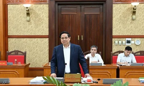 Bộ Chính trị cho ý kiến về công tác nhân sự Đại hội Đảng bộ tỉnh Tây Ninh, Tuyên Quang