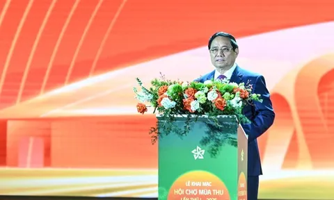 Thủ tướng: Từ Hội chợ Mùa Thu, khơi dậy khát vọng vươn tầm Việt Nam