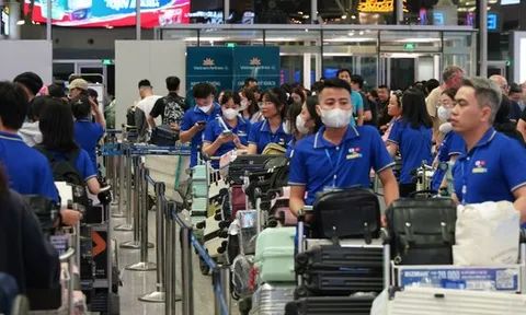 Bộ Nội vụ yêu cầu bịt "kẽ hở" trong quản lý lao động ngoài nước