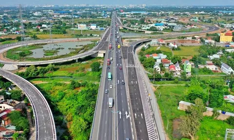 Loạt hạ tầng trọng điểm tại khu Tây sắp về đích: Đường vào trung tâm TP.HCM ngày càng “rộng lối”