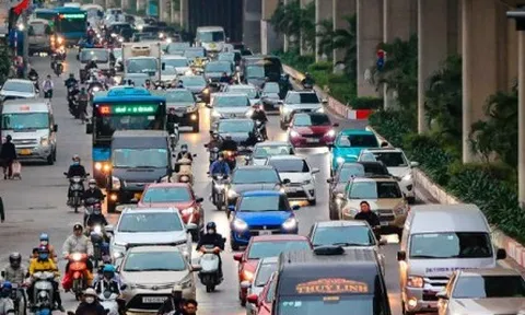 Đề xuất Hà Nội và TP.HCM áp dụng quy chuẩn khí thải ô tô cao hơn, sớm hơn