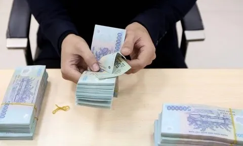 Doanh nghiệp gửi hơn 8,35 triệu tỷ vào ngân hàng