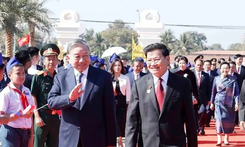 Tổng Bí thư Tô Lâm và Phu nhân dự lễ khánh thành Công viên Hữu nghị Lào - Việt Nam