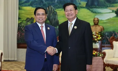 Thủ tướng Phạm Minh Chính hội kiến Tổng Bí thư, Chủ tịch nước Lào
