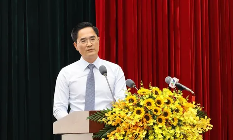 Giám đốc Sở Xây dựng TP.HCM: Hàng nghìn trụ sạc hiện nay cơ bản đủ cho ô tô điện