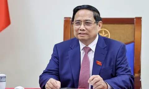 Thủ tướng điện đàm với Tổng Giám đốc Rosatom thúc đẩy hợp tác năng lượng nguyên tử