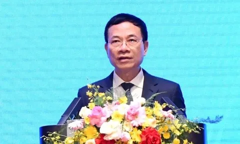 Bộ trưởng Nguyễn Mạnh Hùng: Đây là lần đầu tiên tôi thấy VNPT định hướng cho tương lai một cách rõ ràng, mạch lạc, đồng bộ và tự tin