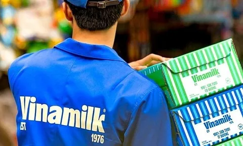 Sang tay 6.000 tỷ đồng trong 2 phút: Tỷ phú Thái Lan chính thức mua thêm 96 triệu cổ phiếu Vinamilk?