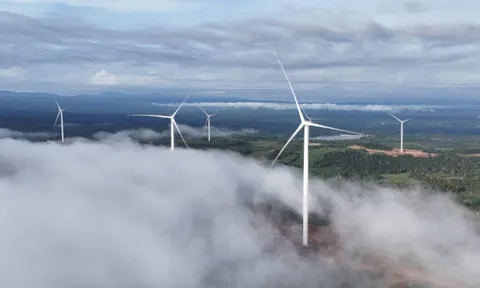 "Mỏ vàng xanh" xuyên biên giới của bầu Hiển đạt cột mốc lịch sử: Điện sạch từ Lào đang "chảy" về Việt Nam