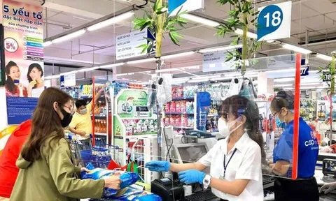 Người mua hàng là cá nhân nhưng không cung cấp mã số thuế, số định danh, người bán có được để trống thông tin trên hóa đơn? - Cục Thuế trả lời