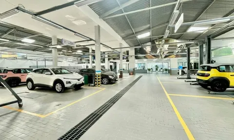 Bán gần 700 xe VinFast trong 3 tháng, CTCP Tập đoàn Tương lai Việt (VFG) có gì?