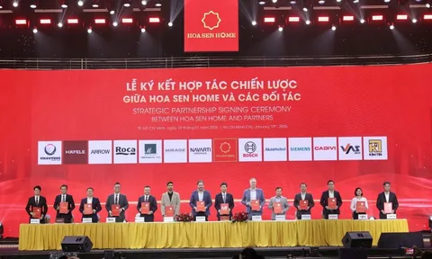 Chính thức công bố thành lập Hoa Sen Home, ký kết hợp tác và công bố các chiến lược mới