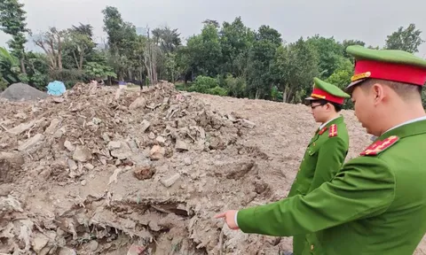 Khởi tố 3 giám đốc công ty môi trường trong vụ đổ trộm 7.000 tấn chất thải ở Bát Tràng
