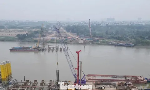 Cầu Trần Hưng Đạo gần 16.000 tỷ đồng thi công xuyên Tết, phấn đấu hoàn thành hạng mục cọc khoan nhồi