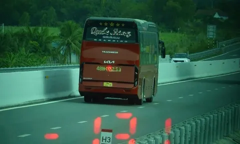 3 ngày, 250 xe khách vi phạm tốc độ trên đường cao tốc TPHCM - Vân Phong