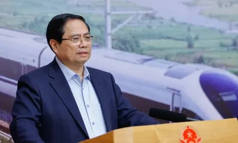 Thủ tướng: Triển khai tuyến đường sắt kết nối TPHCM với Long Thành theo 'lệnh khẩn cấp'