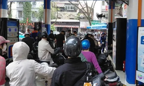 Bộ Công Thương lên tiếng về nguồn cung xăng dầu, hoạt động của 2 nhà máy Dung Quất và Nghi Sơn