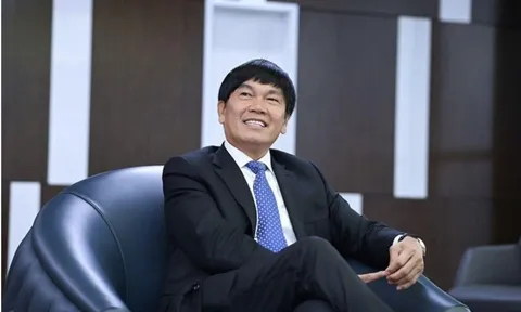 Quá nhanh: Con trai Chủ tịch Trần Đình Long đăng ký mua 50 triệu cổ phiếu HPG khi giá chạm đáy 6 tháng