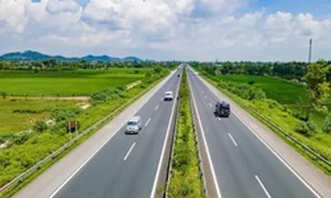 Từ tuyến giao thông đến hành lang kinh tế mới phía Nam Hà Nội