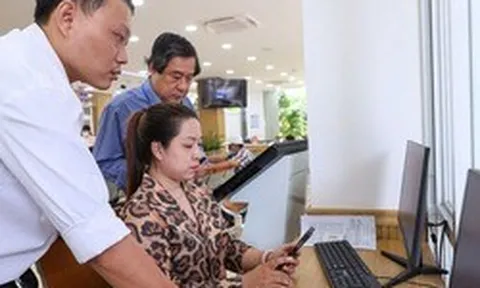 Công chức xin thôi việc được đề xuất hỗ trợ thế nào?