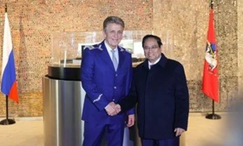 Thủ tướng đề nghị phía Nga hợp tác, hỗ trợ xây dựng hệ thống tàu điện ngầm