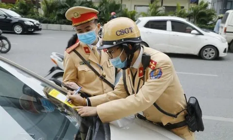 Chậm nộp phạt vi phạm giao thông có phải nộp thêm tiền không?