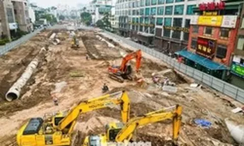 Cận cảnh tiến độ thi công khẩn cấp đường Vành đai 2,5 đoạn qua Cầu Giấy