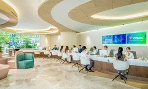 Ngân hàng và công ty chứng khoán tăng tốc tái cấu trúc: Tăng trưởng đi cùng chọn lọc